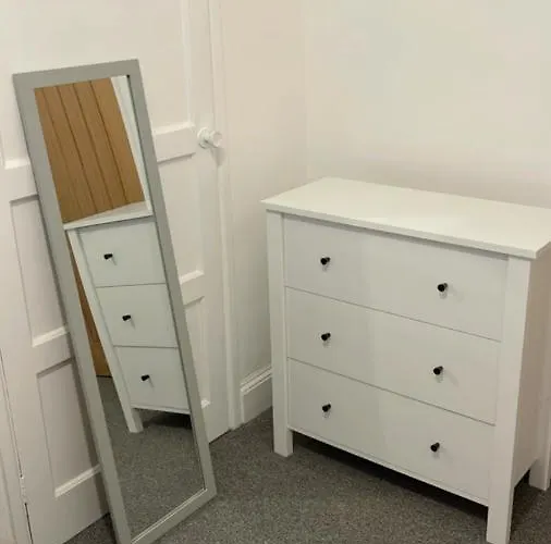 Small In Horfield 3 Гостьовий будинок *